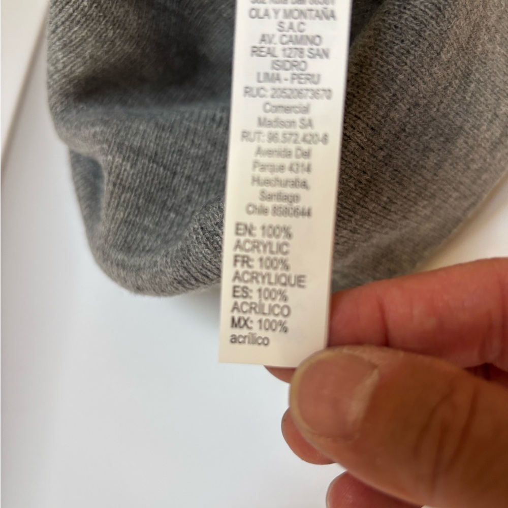 NWT DC Shoes Heather Gray Knit Beanie - Picture 5 of 5